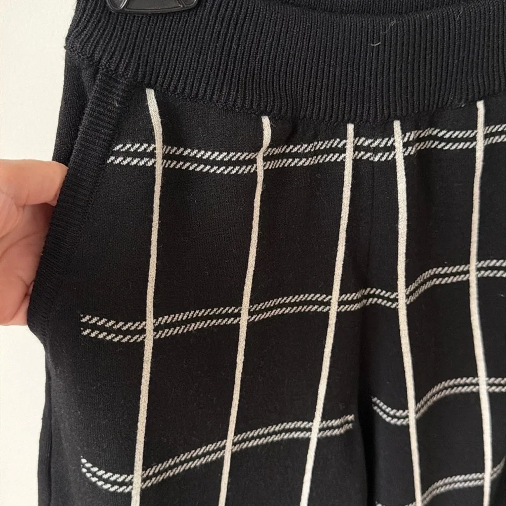 NWOT Chloe black plaid wool blend jogger pant, size S - Picture 6 of 11